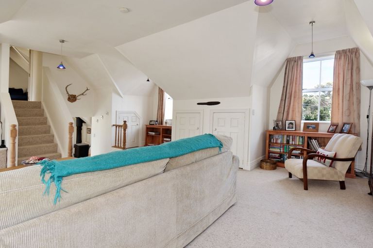 Photo of property in 45a Beaubank Road, Kelston, Auckland, 0602