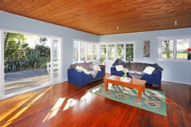 Photo of property in 387 Arrowville Road, Aka Aka, Waiuku, 2682