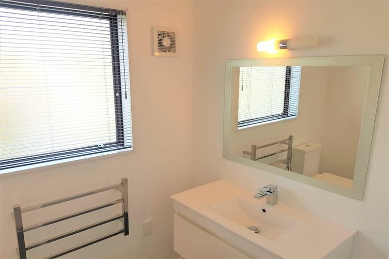 Photo of property in 2/24 Ottawa Road, Ngaio, Wellington, 6035