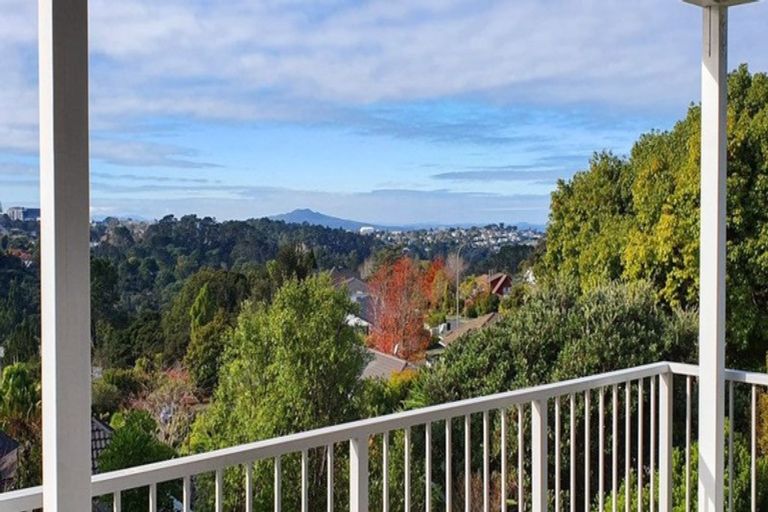 Photo of property in 80 Onetaunga Road, Chatswood, Auckland, 0626