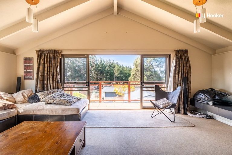 Photo of property in 27 Church Hill Road, Green Island, Dunedin, 9018