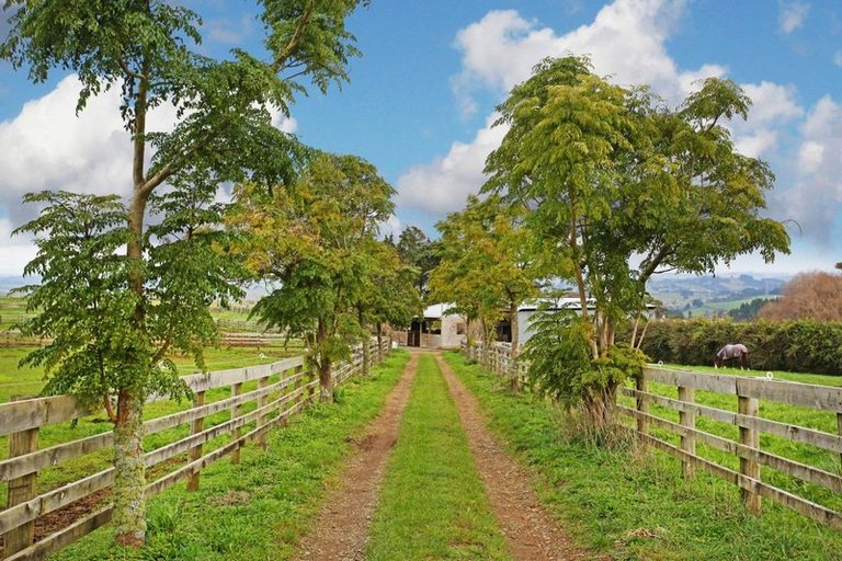 Photo of property in 34 Nikau Road, Pokeno, 2472