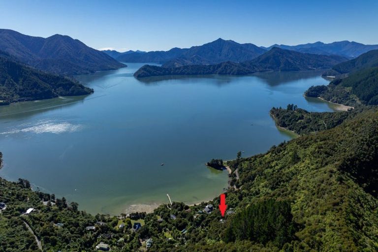 Photo of property in 225 Moetapu Bay Road, Moetapu Bay, Linkwater, 7282