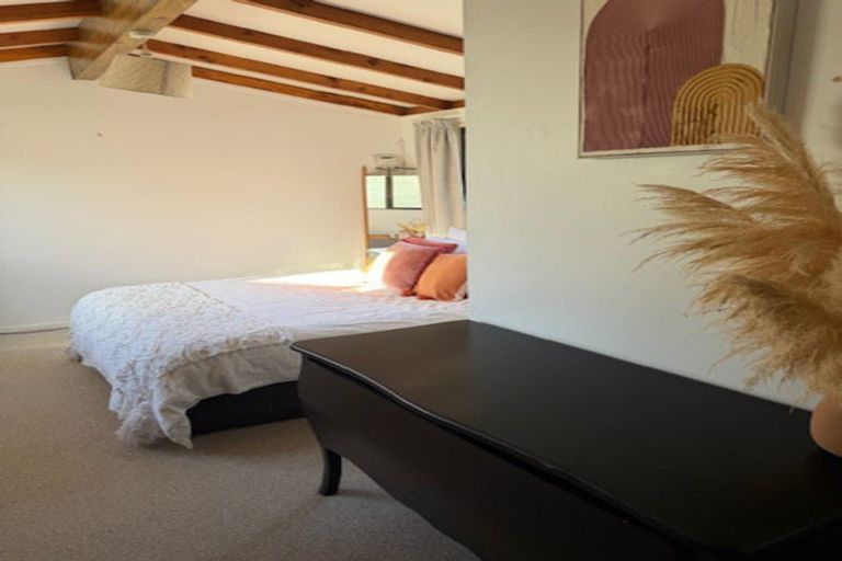 Photo of property in 16 Achilles Crescent, Narrow Neck, Auckland, 0624