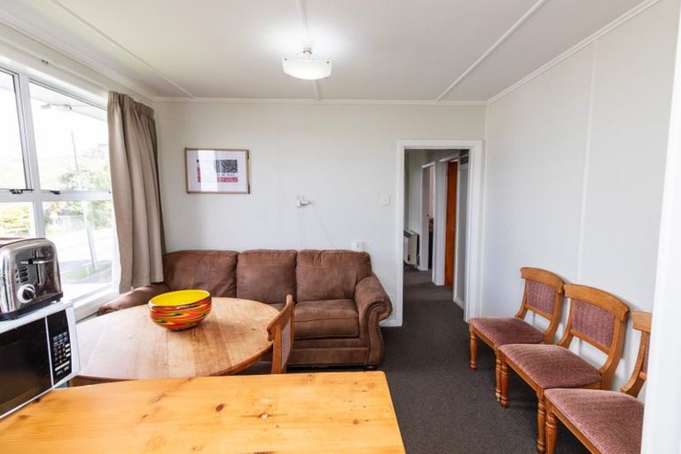 Photo of property in 12 Hiwi Crescent, Titahi Bay, Porirua, 5022