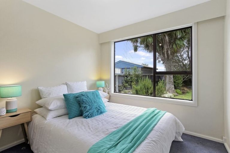 Photo of property in 27 Boston Avenue, Hornby, Christchurch, 8042