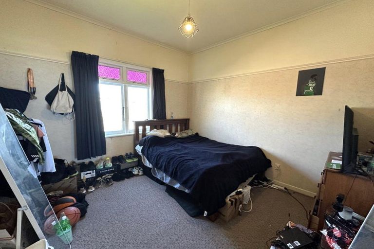 Photo of property in 11 Rolleston Street, Hokowhitu, Palmerston North, 4410