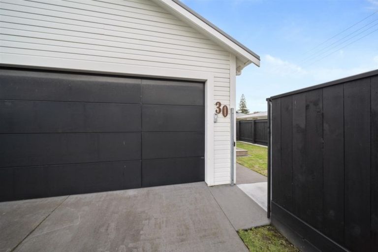 Photo of property in 30 Puriri Street, Hawera, 4610