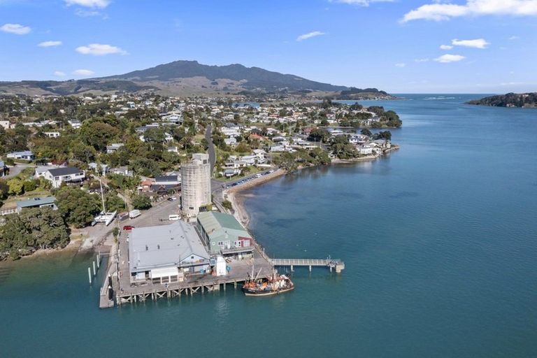 Photo of property in 38 Lily Street, Raglan, 3225