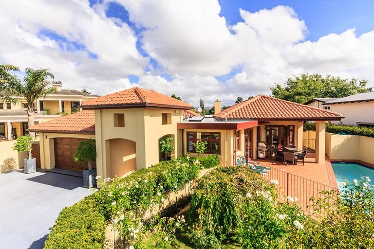 Photo of property in 14 Pastoral Lane, Hokowhitu, Palmerston North, 4410