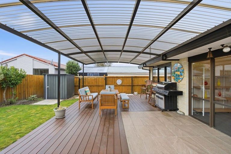 Photo of property in 22 O'halloran Drive, Halswell, Christchurch, 8025