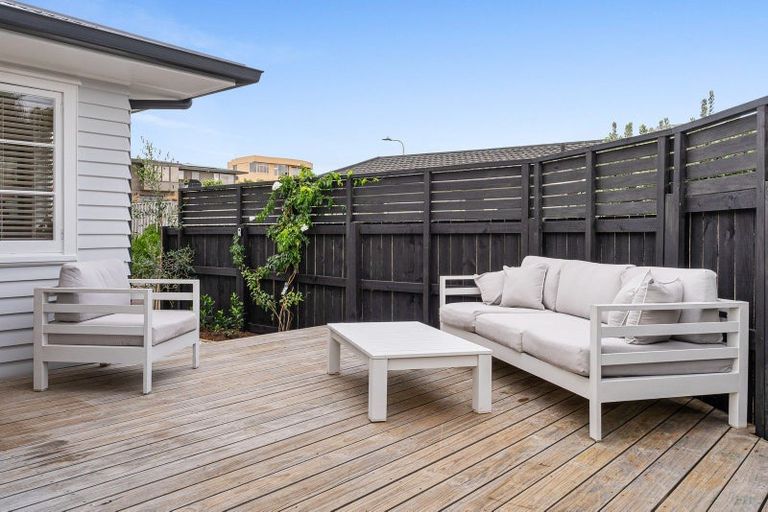 Photo of property in 107a Oceanview Road, Mount Maunganui, 3116