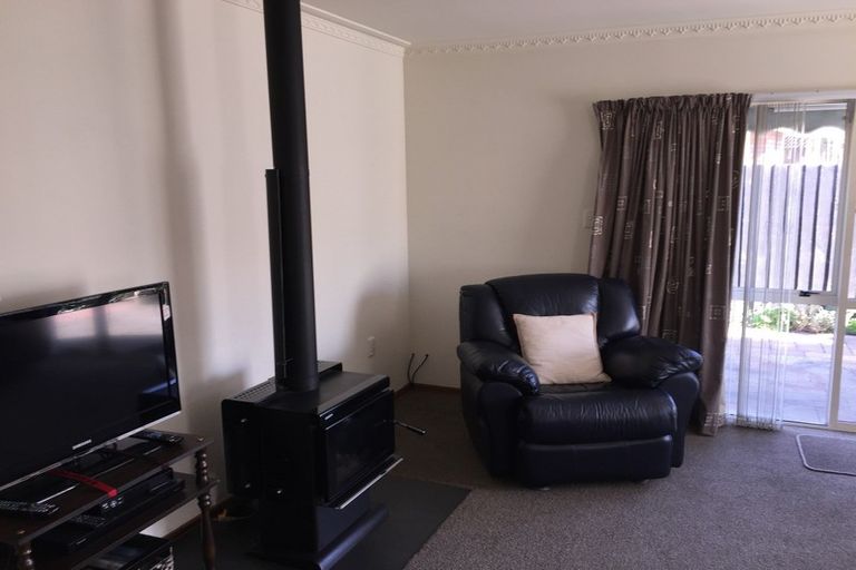 Photo of property in 1/8 Pentland Drive, Belfast, Christchurch, 8051