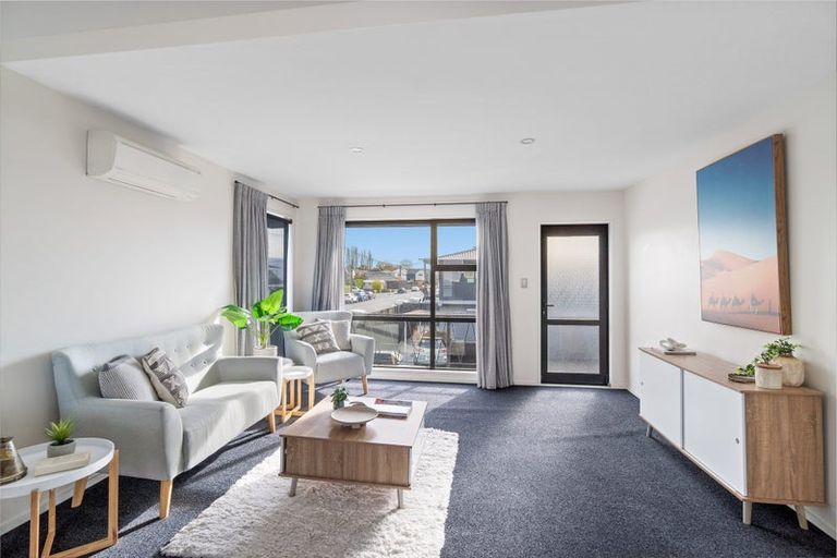 Photo of property in 4/22 Springfield Road, St Albans, Christchurch, 8014