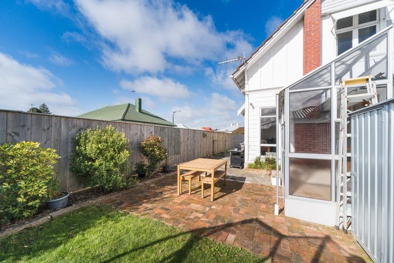 Photo of property in 103 Featherston Street, Takaro, Palmerston North, 4412