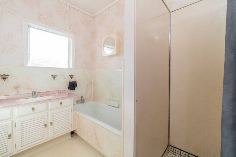 Photo of property in 137 Grey Street, Onehunga, Auckland, 1061