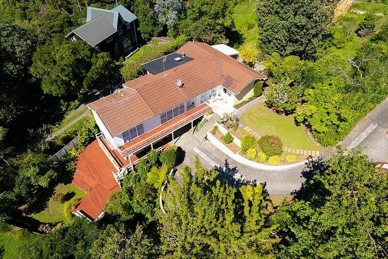 Photo of property in 80a Mana View Road, Paremata, Porirua, 5026