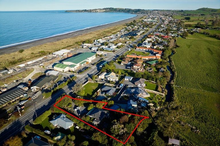 Photo of property in 223 Beach Road, Kaikoura, 7300