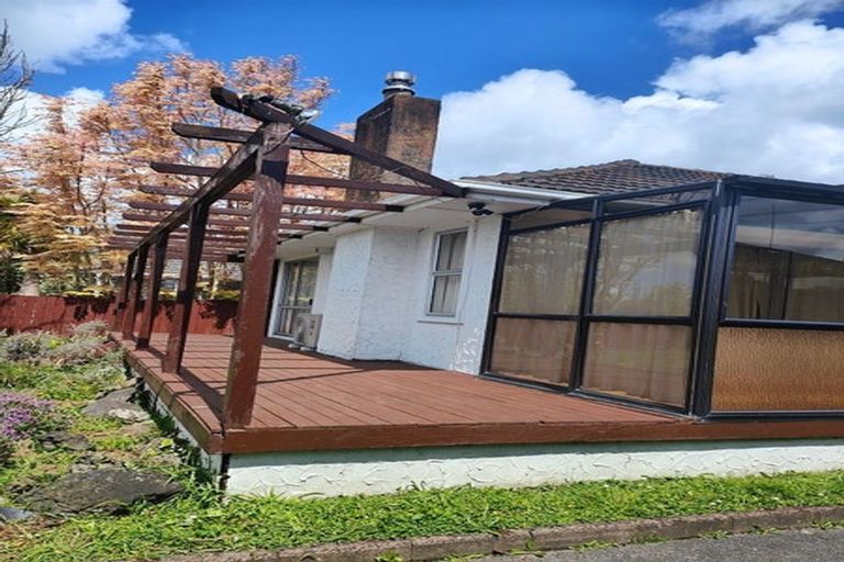 Photo of property in 38 Durham Street, Te Atatu Peninsula, Auckland, 0610