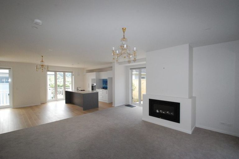 Photo of property in 56d Nicholson Road, Khandallah, Wellington, 6035