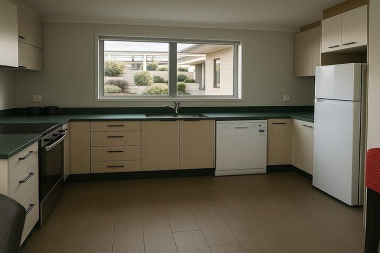 Photo of property in 3/30 Elizabeth Grove, Stratford, 4332