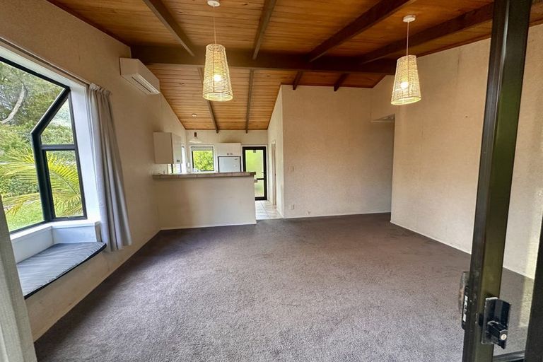 Photo of property in Cedar Court, 9/1 Ash Grove Circle, Haruru, 0204