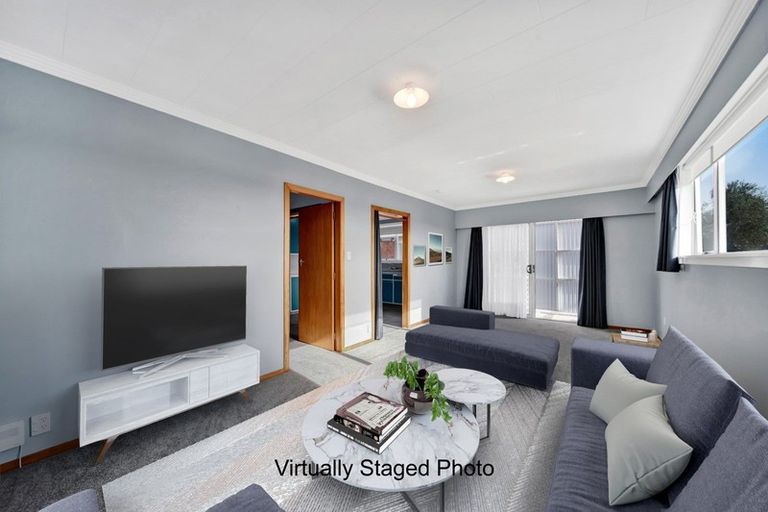 Photo of property in 303b Devon Street West, New Plymouth, 4310