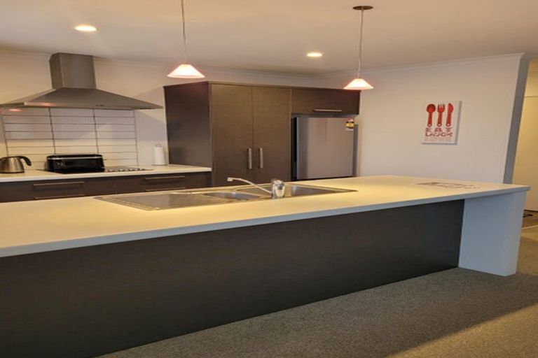 Photo of property in 3 Sandspit Way, Papamoa Beach, Papamoa, 3118