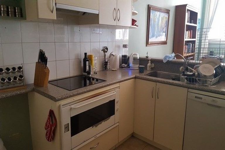 Photo of property in Whitmore Apartments, 1c/7 Stout Street, Wellington Central, Wellington, 6011