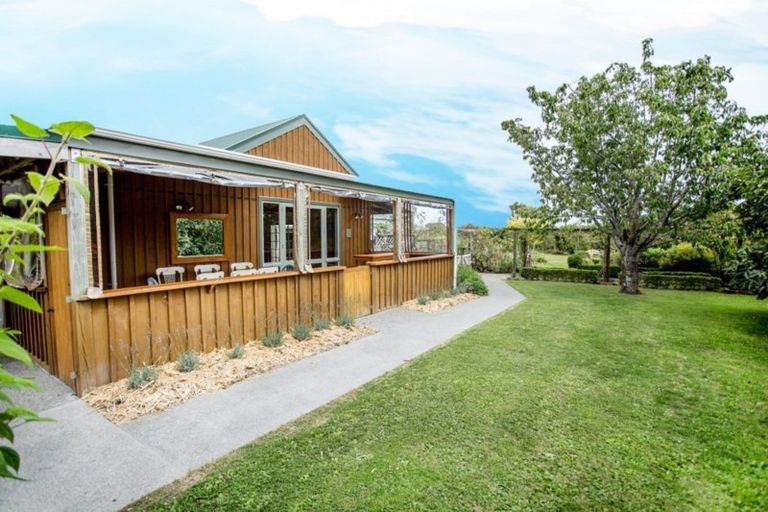 Photo of property in 202 Waitohu Valley Road, Otaki, 5583