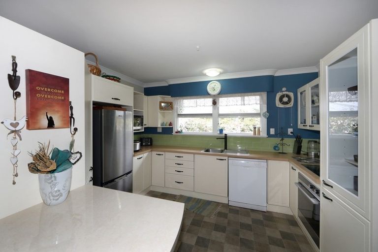 Photo of property in 24 Golding Road, Taradale, Napier, 4112