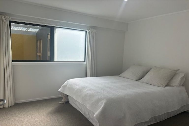 Photo of property in 806a Papamoa Beach Road, Papamoa Beach, Papamoa, 3118