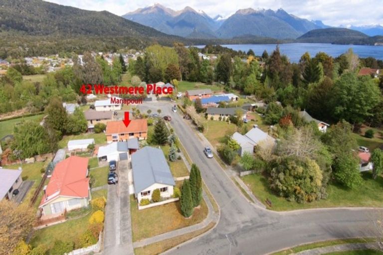Photo of property in 42 Westmere Place, Manapouri, 9679