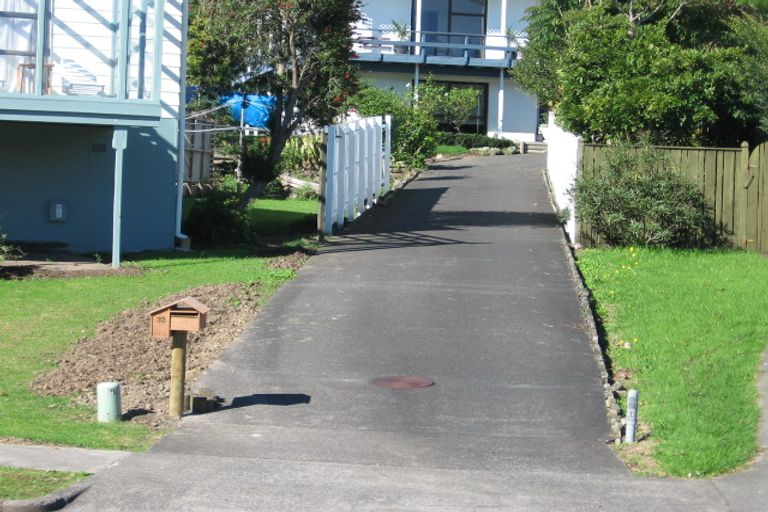Photo of property in 32 Murvale Drive, Bucklands Beach, Auckland, 2014