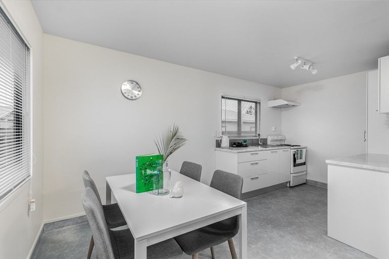 Photo of property in 2/56 Jellicoe Road, Manurewa, Auckland, 2102