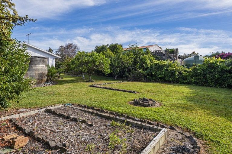 Photo of property in 2101 Paparoa Valley Road, Paparoa, 0571