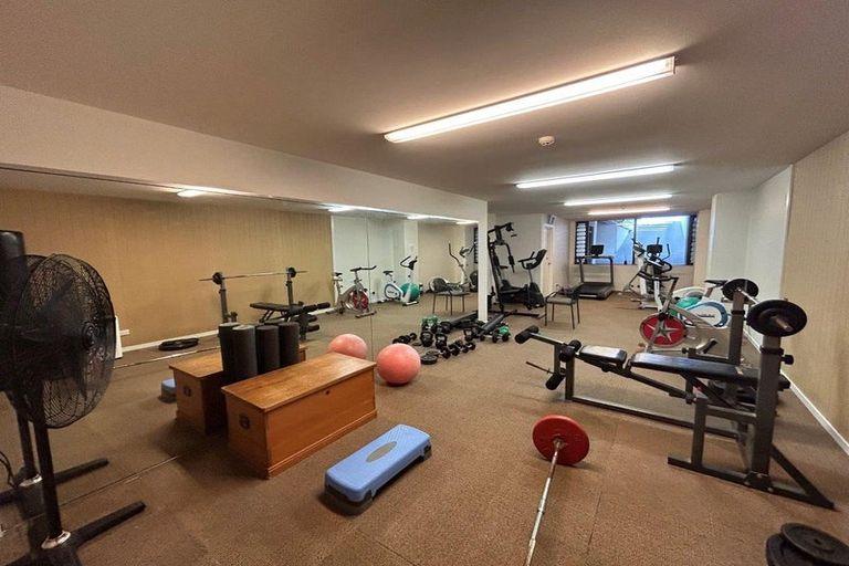 Photo of property in Vivaldi Apartments, 8/48 Marine Parade, Mount Maunganui, 3116