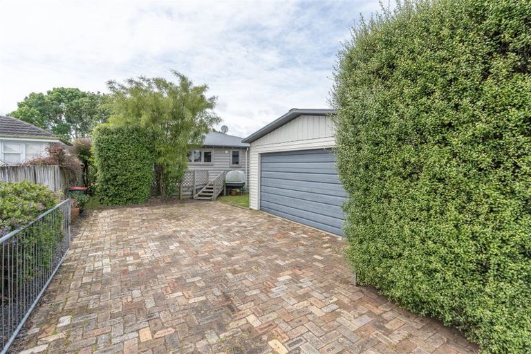 Photo of property in 1a Mahana Road, St Andrews, Hamilton, 3200