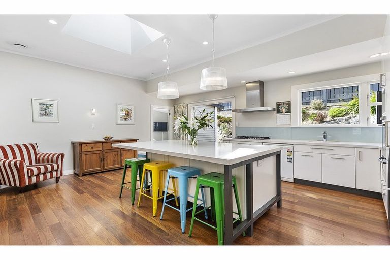 Photo of property in 7 Clutha Avenue, Khandallah, Wellington, 6035