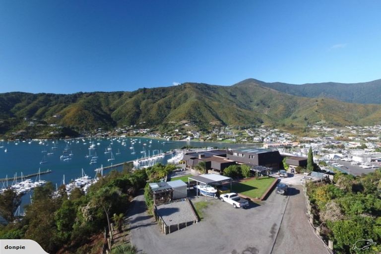 Photo of property in 41 Marina Drive, Waikawa, Picton, 7220