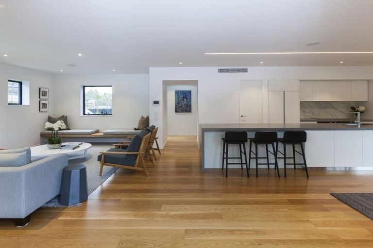 Photo of property in 32c Glandovey Road, Fendalton, Christchurch, 8052