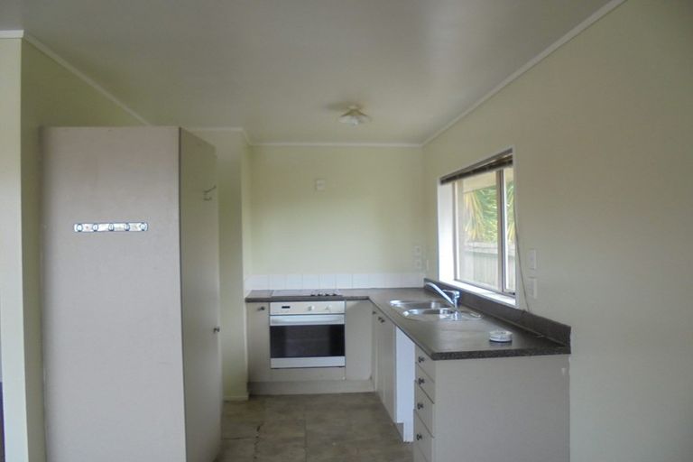 Photo of property in 7 Umu Place, Mangere, Auckland, 2022