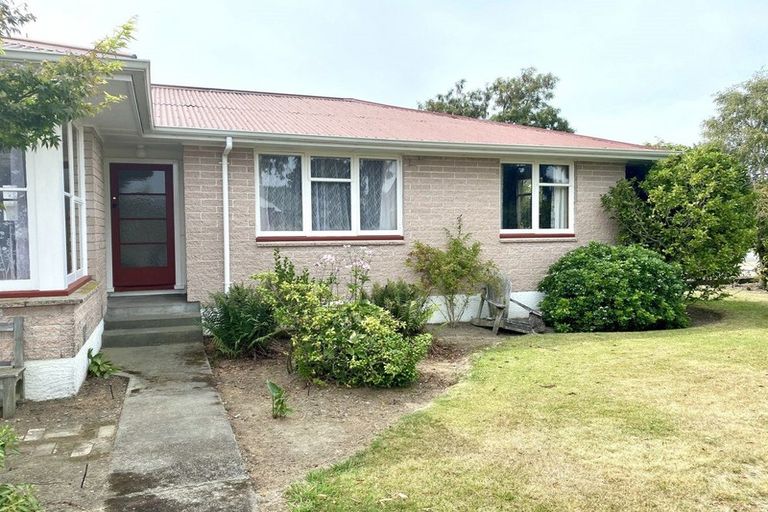 Photo of property in 18 North Terrace, Darfield, 7510
