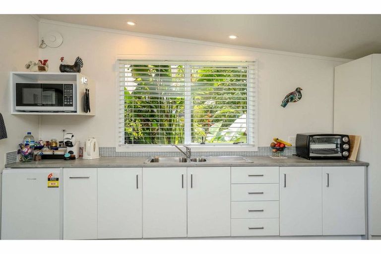 Photo of property in 17 Pickmere Lane, Kerikeri, 0230