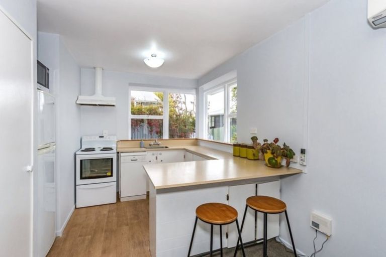 Photo of property in 2/42 Pacific Road, North New Brighton, Christchurch, 8083