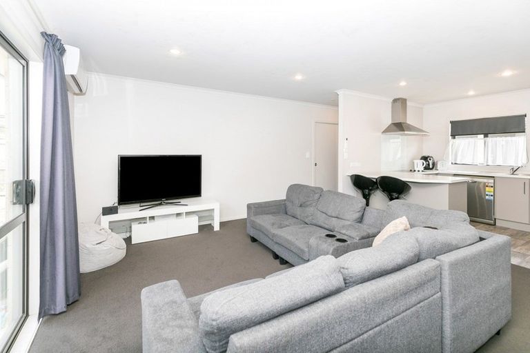 Photo of property in 2/3 Primrose Street, Frankton, Hamilton, 3204