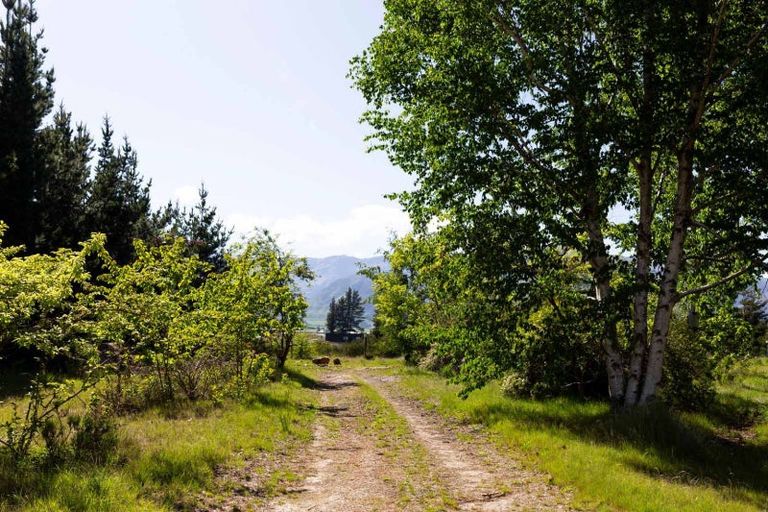 Photo of property in 8 Cemetery Road, Lake Hawea, Wanaka, 9382