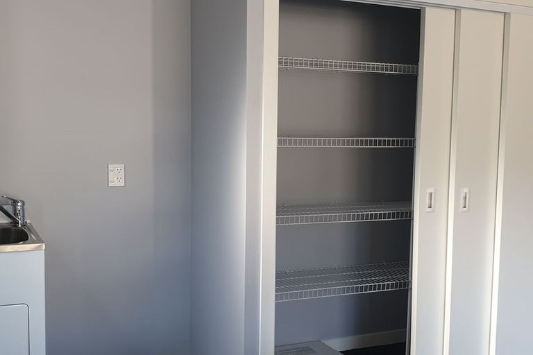 Photo of property in 27 Kaki Drive, Kenepuru, Porirua, 5022