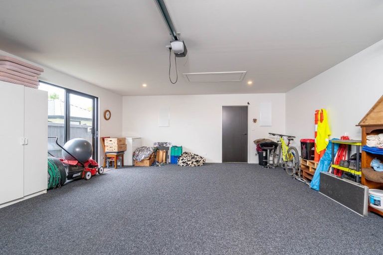 Photo of property in 143 Wingatui Road, Mosgiel, 9024