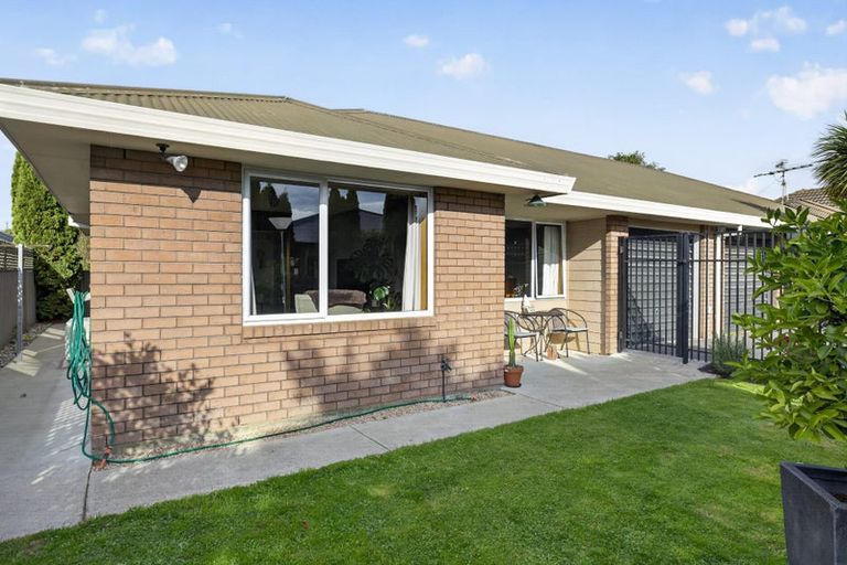 Photo of property in 19a Richill Street, Belfast, Christchurch, 8051